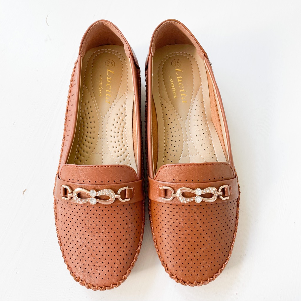 Lucita Comfort Camel Loafers F8670